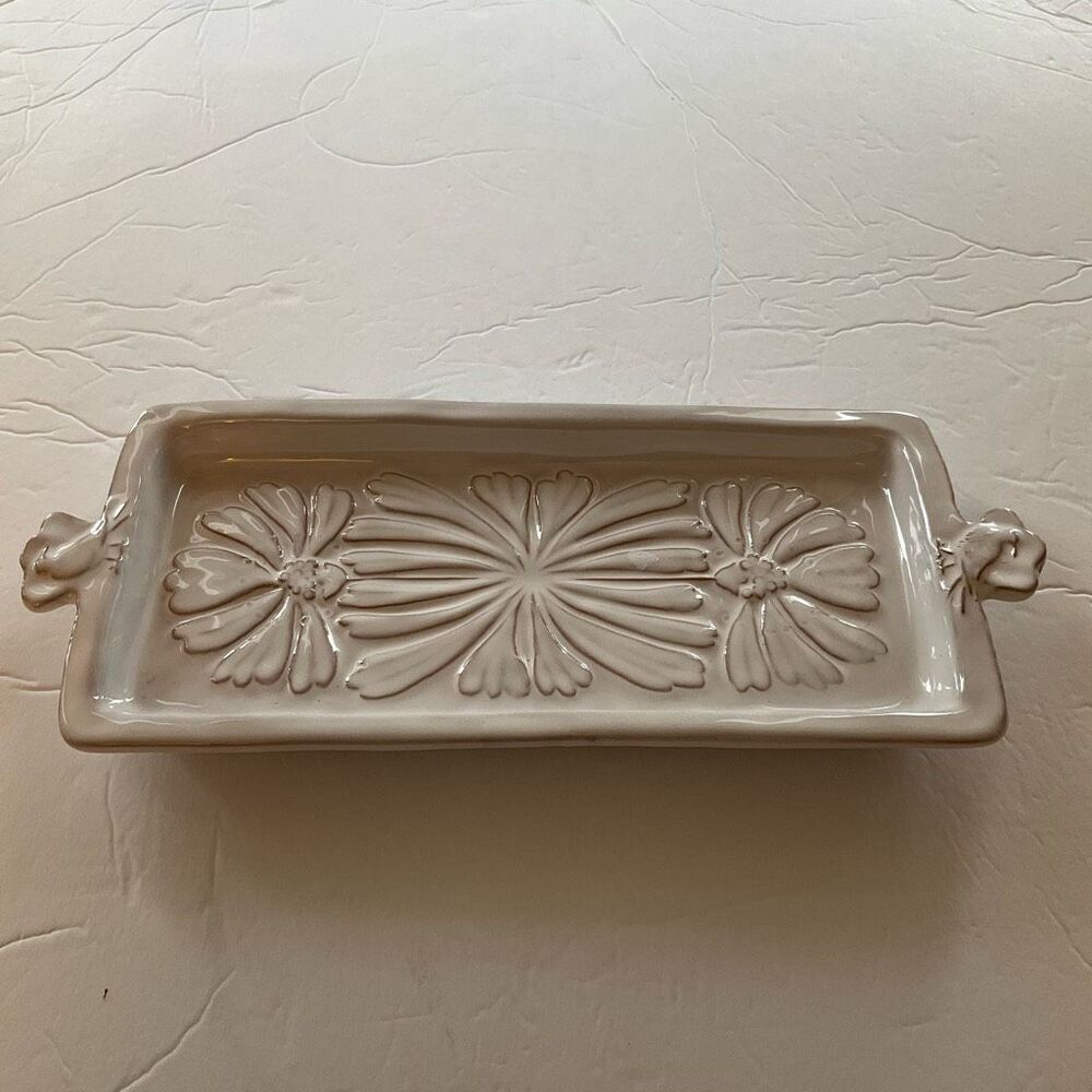 Ceramiche Virginia Pottery Tray. Cream. Made in Tuscany. Beautiful
